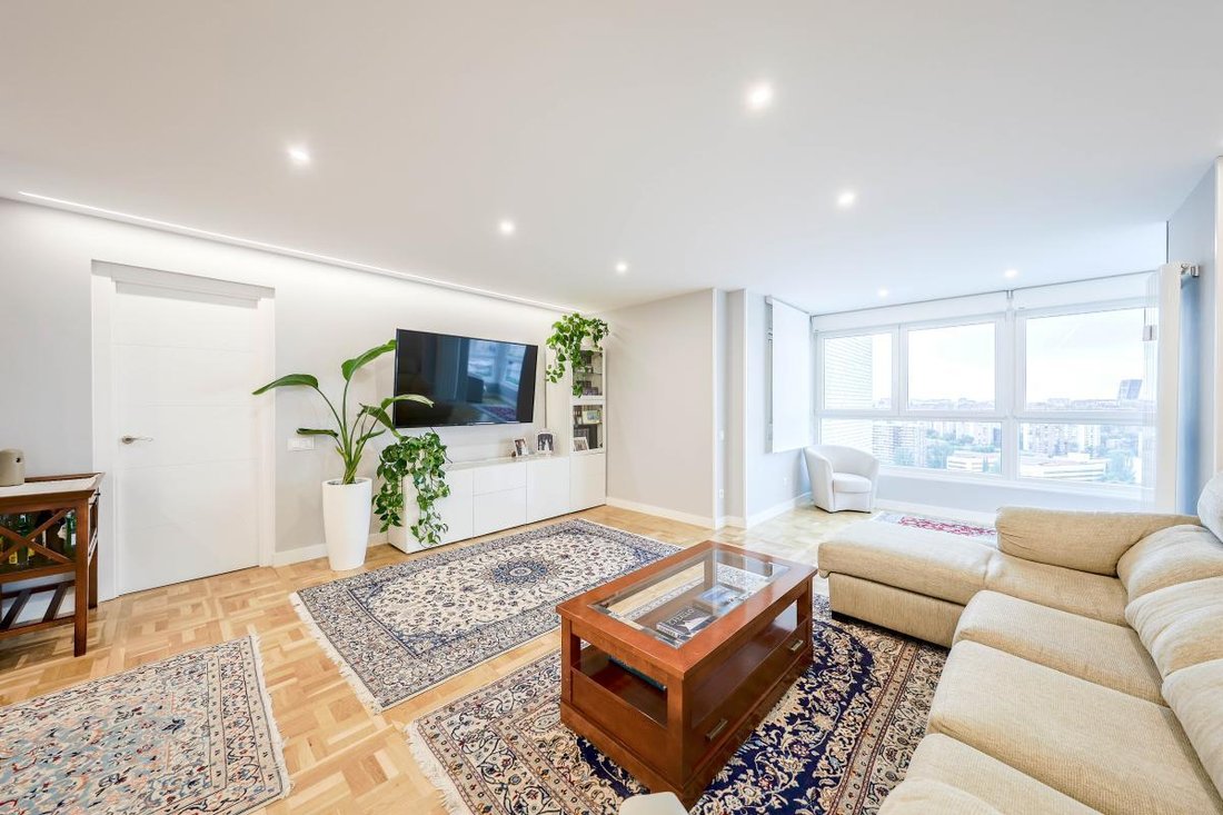Apartment in Fuencarral-El Pardo, Madrid, Spain 3 - 18272019