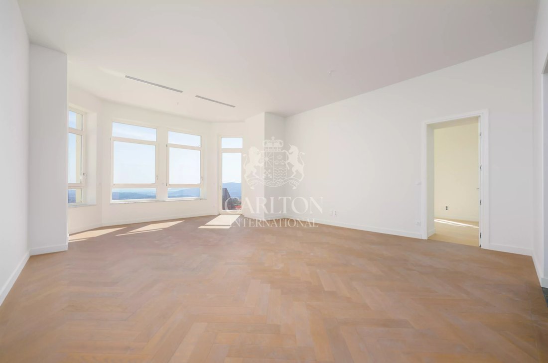 Apartment in Grasse, Provence-Alpes-Côte d'Azur, France 4 - 16711148