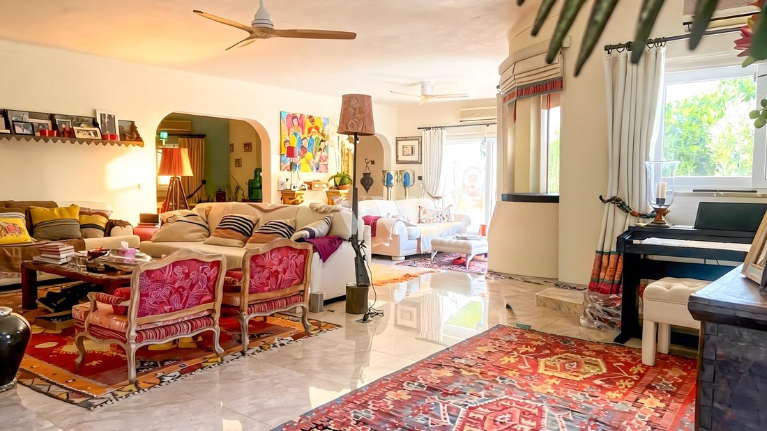 Villa in Quarteira, Algarve, Portugal 2 - 18269676