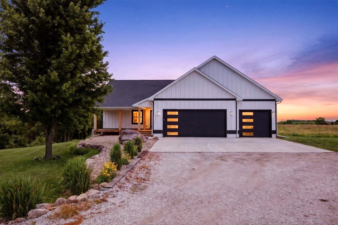 House in Huxley, Iowa, United States 1 - 18271978