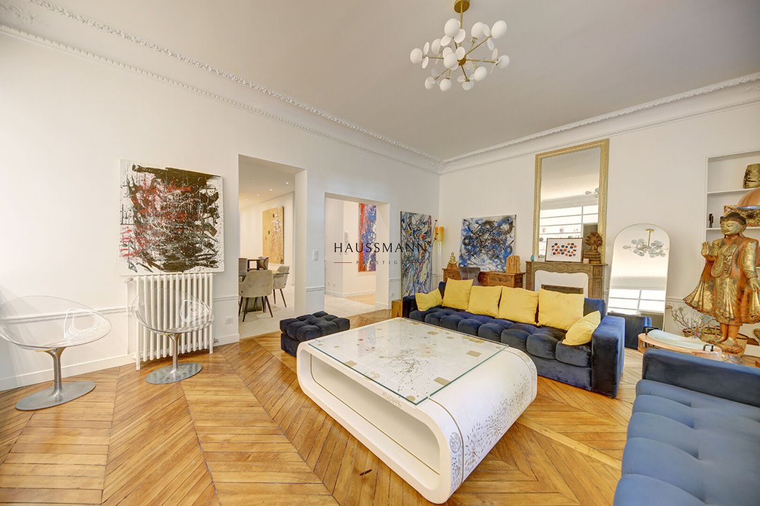 Apartment in Saint Philippe du Roule, Paris 8e Arrondissement, Paris 4 - 18275616