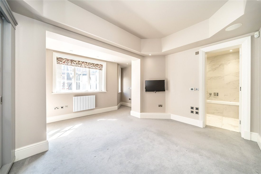 Apartment in Mayfair, Westminster, England 5 - 18270225