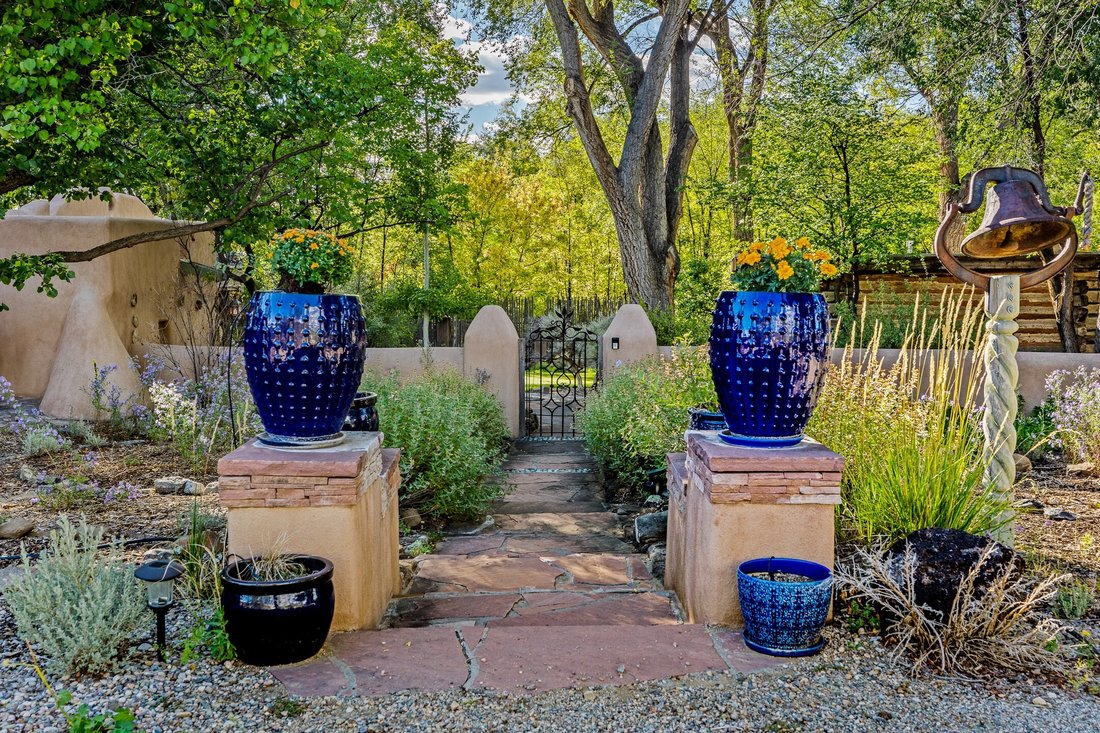 House in Taos, New Mexico, United States 3 - 18273795