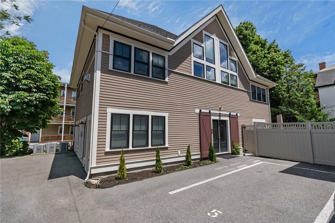 Condo in Boston, Massachusetts, United States 1 - 18273198