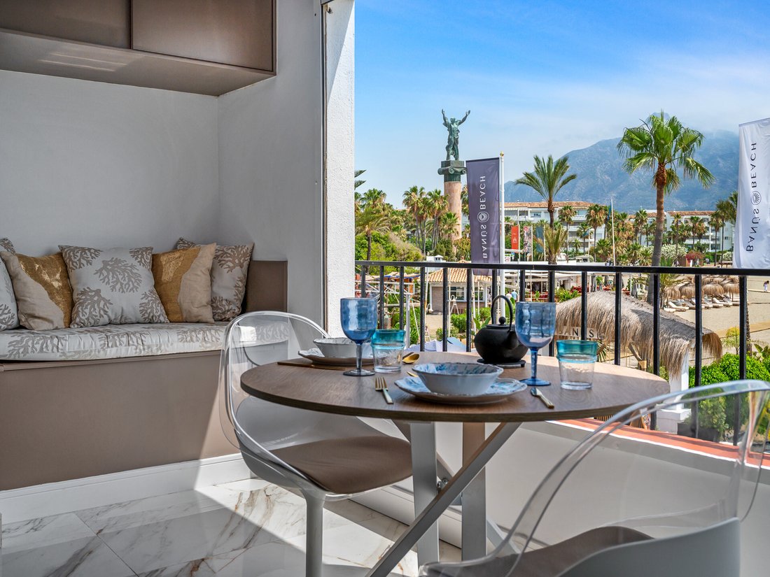 Apartment in Puerto Banus, Marbella, Spain 5 - 18275008