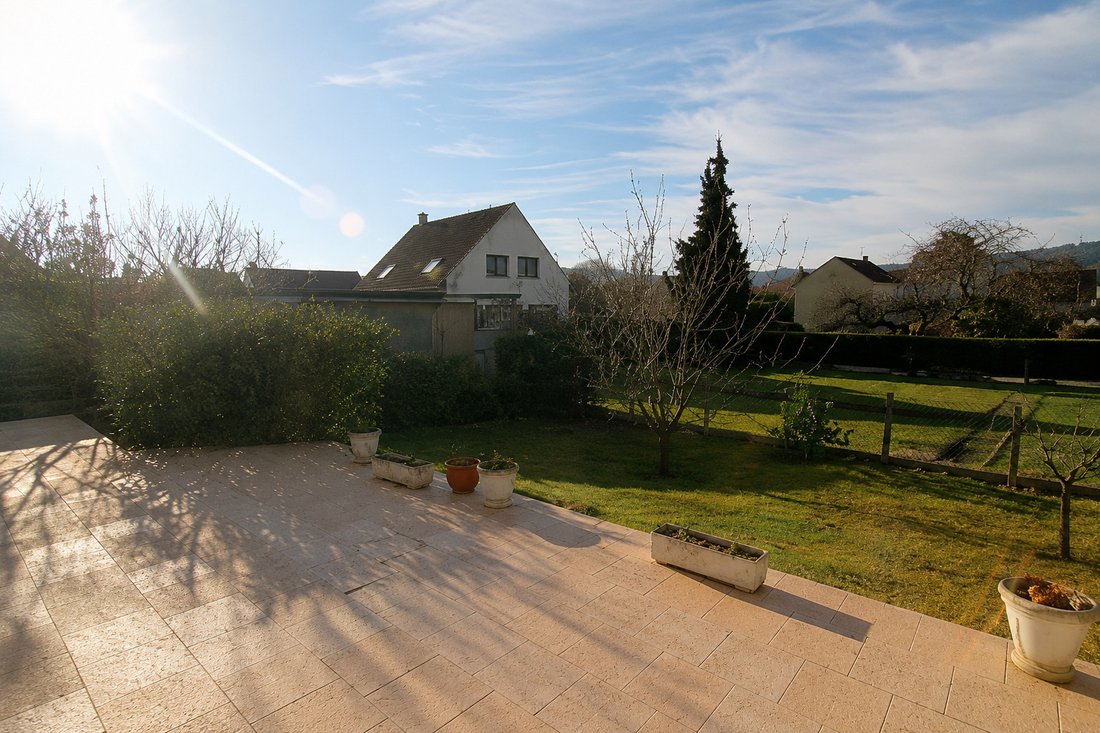 House in Puteaux, Ile-de-France, France 2 - 18274083