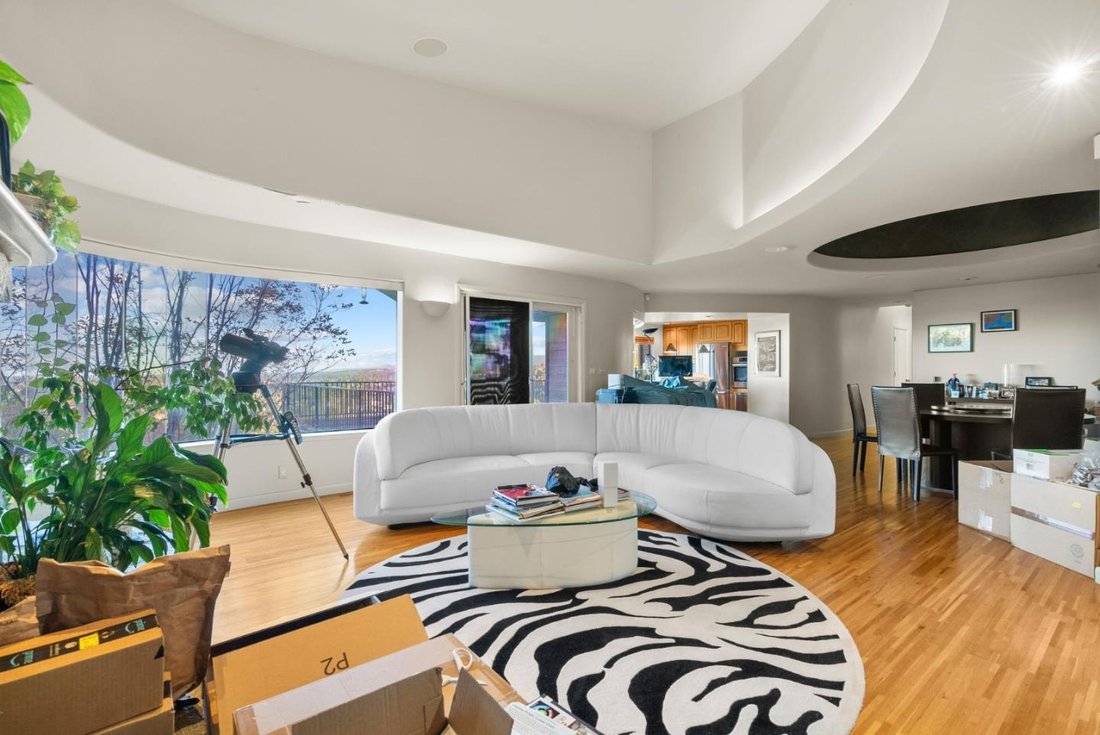 House in Emerald Hills, California, United States 5 - 18271081