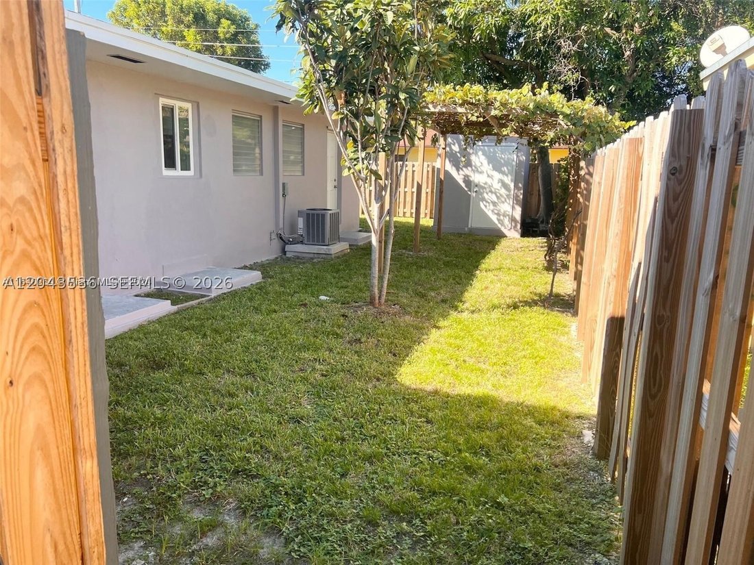 House in Hallandale Beach, Florida, United States 4 - 18273720