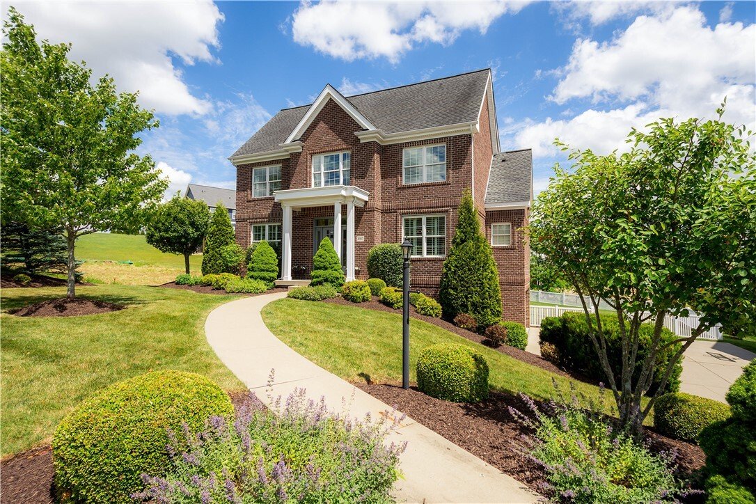 House in McDonald, Pennsylvania, United States 1 - 18273024