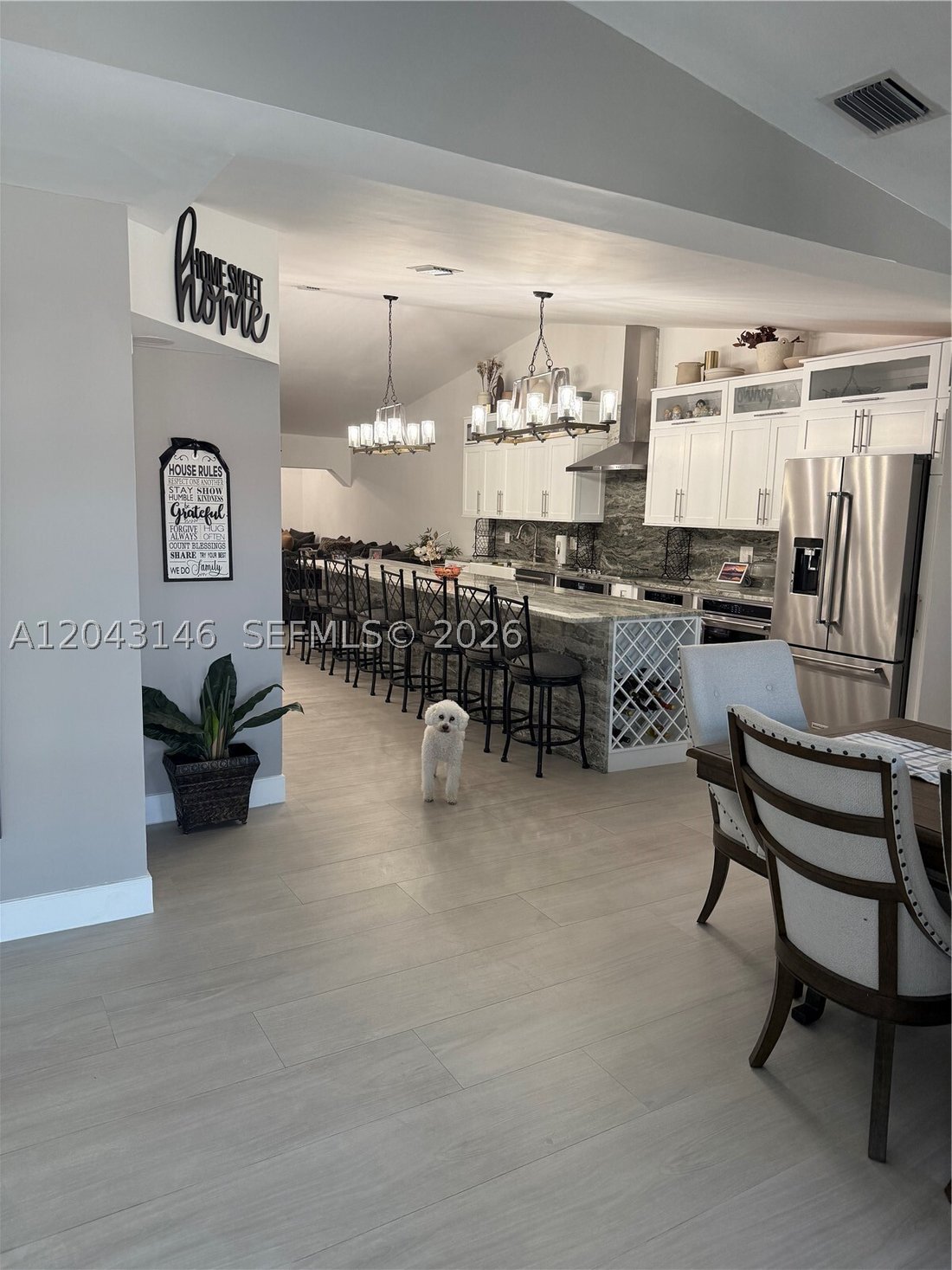 House in Miami, Florida, United States 1 - 18273719
