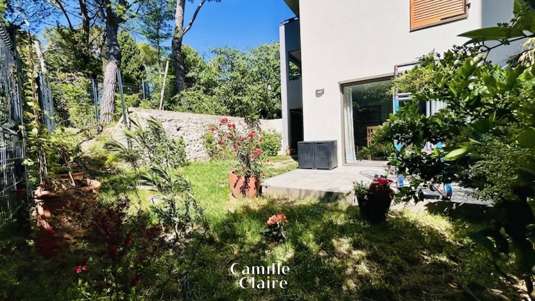 Apartment in Granettes-Jauberte-Sainte Anne, Aix-en-Provence, France 2 - 17641435