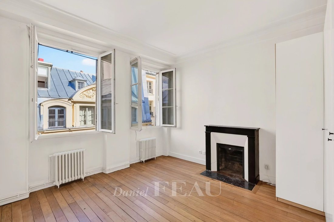 Apartment in Saint Merri, Paris 4e Arrondissement, Paris 5 - 18271906