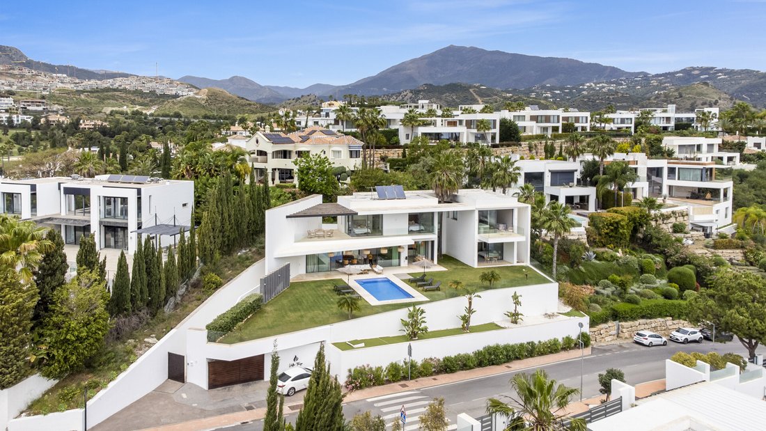 Villa in Benahavis, Andalusia, Spain 4 - 18270407