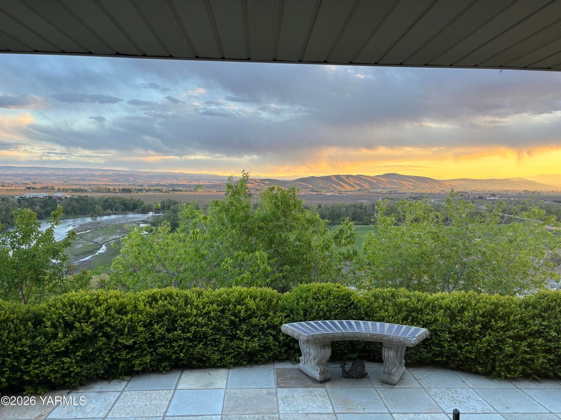 House in Granger, Washington, United States 2 - 18274752