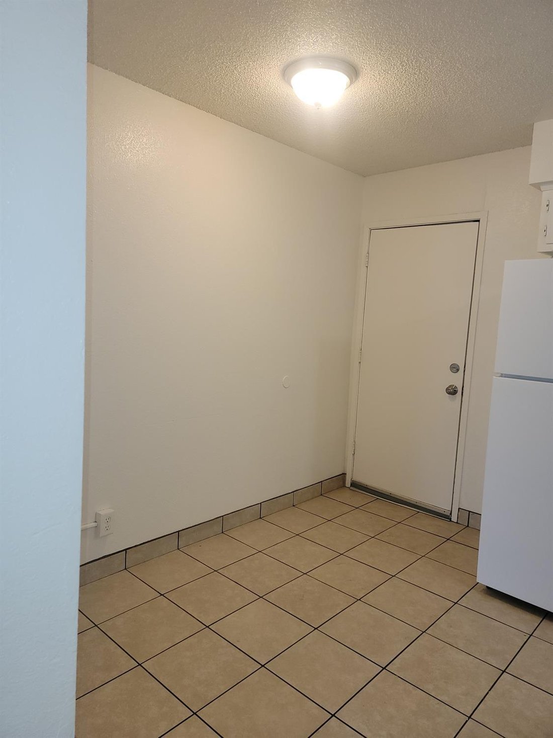 Fresno, California, United States 4 - 18273422