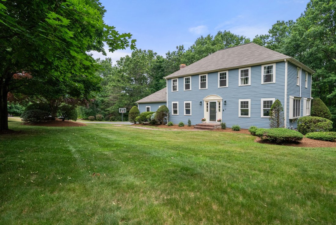 House in Foxborough, Massachusetts, United States 3 - 18272315