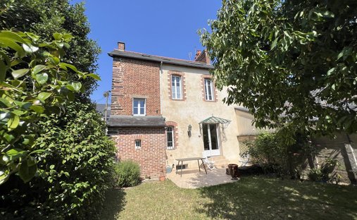 House in Maurepas-Patton, Rennes, France 1