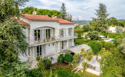Villa in La Roquette-sur-Siagne, Provence-Alpes-Côte d'Azur, France 1