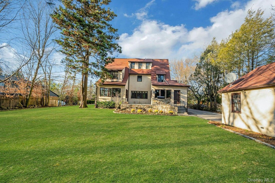 House in New Rochelle, New York, United States 3 - 17414140