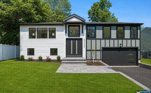 House in Livingston, New Jersey, United States 1