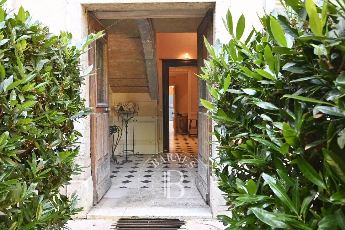 Estate in Chalon-sur-Saone, Bourgogne – Franche-Comté, France 2 - 18272084