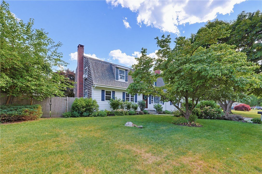 House in Warwick, Rhode Island, United States 4 - 18270717