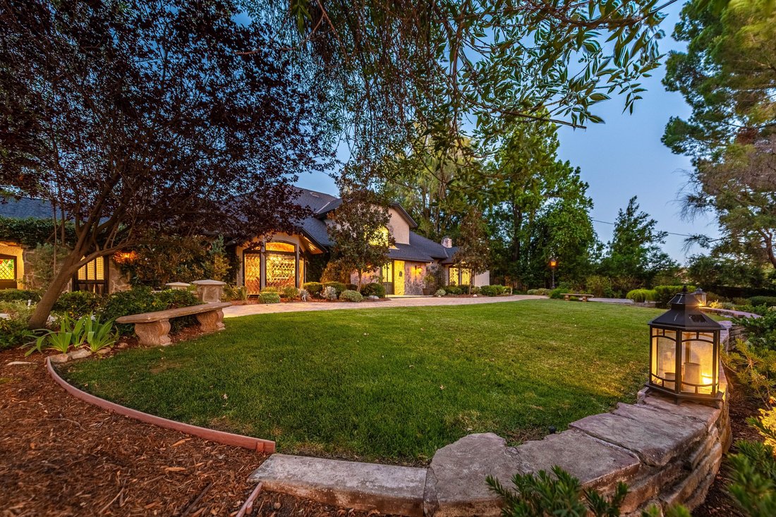 Maison à Agoura Hills, Californie, États-Unis 2 - 18272322