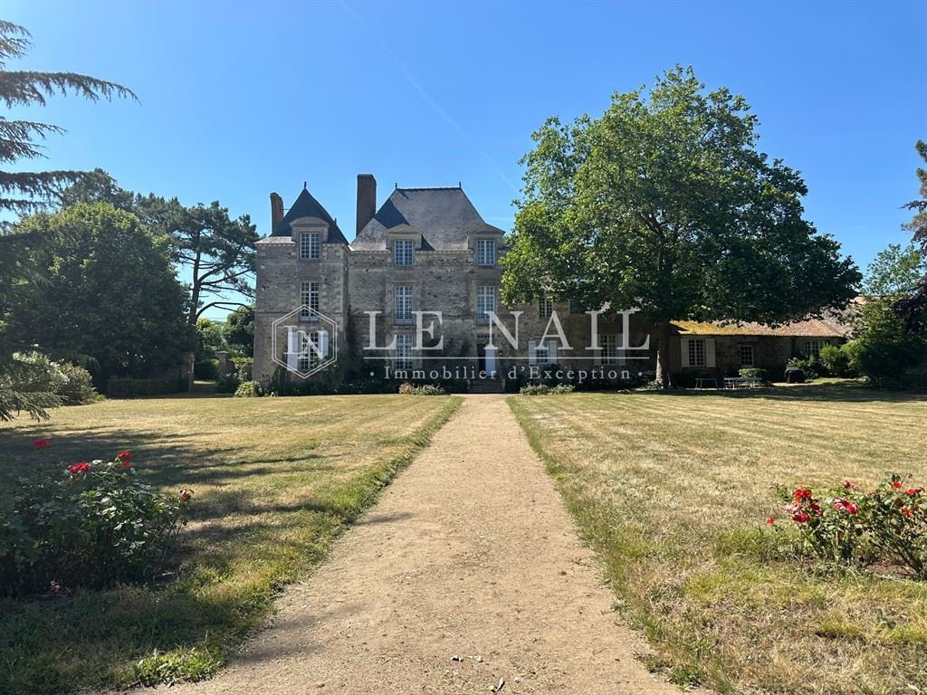 Domaine à Le Loroux-Bottereau, Pays de la Loire, France 1 - 18275593