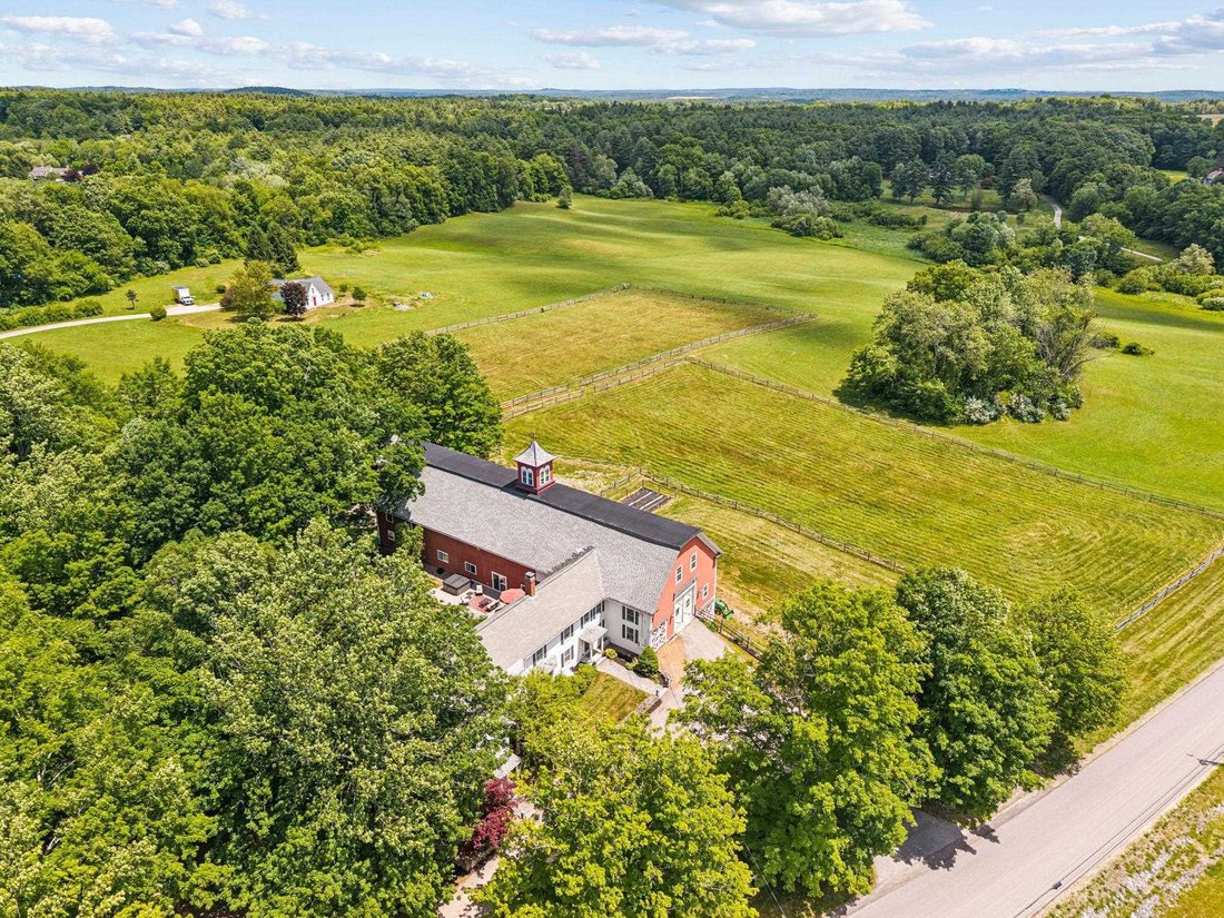 House in Hollis, New Hampshire, United States 3 - 18274731
