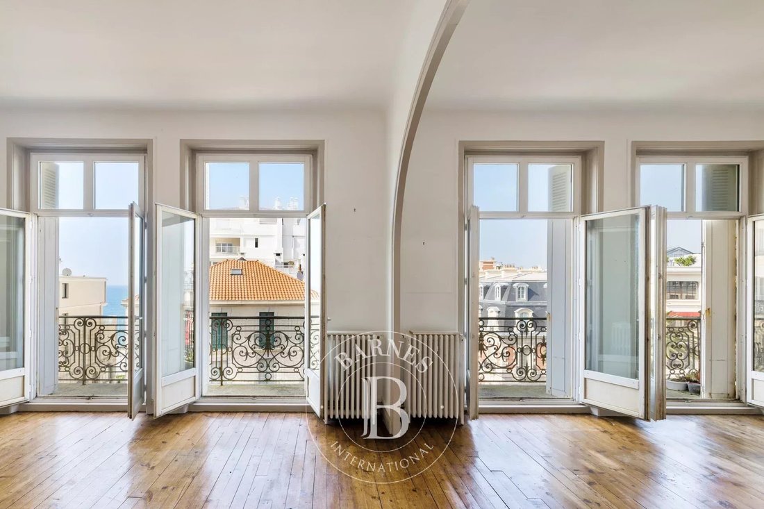 Apartment in Mairie-Marne, Biarritz, France 2 - 18272082