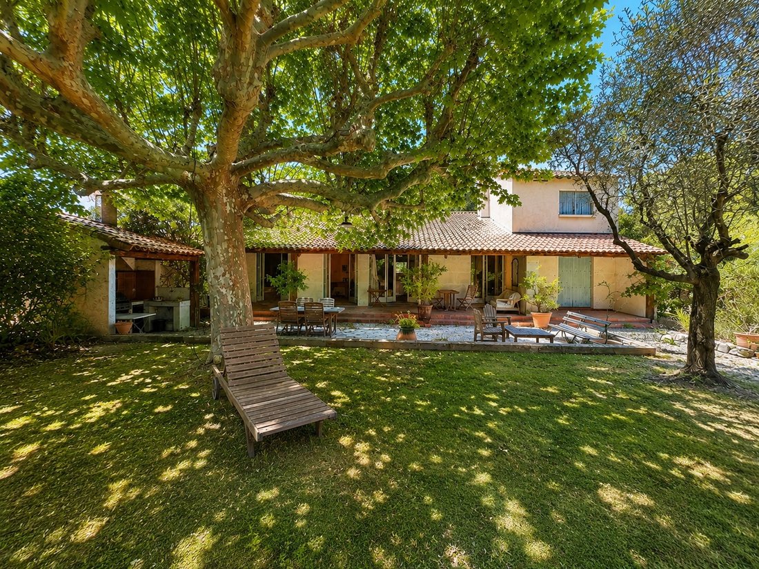 House in Bouc-Bel-Air, Provence-Alpes-Côte d'Azur, France 2 - 18274760