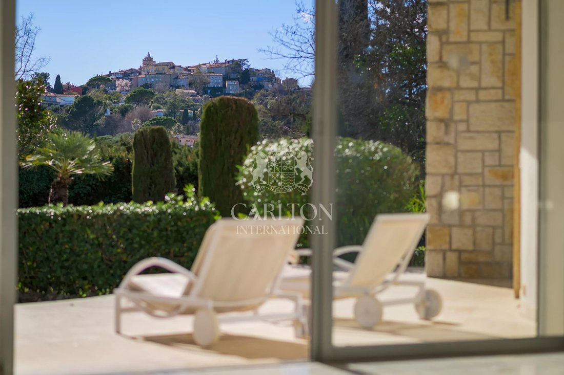Villa in Mougins, Provence-Alpes-Côte d'Azur, France 3 - 17380516