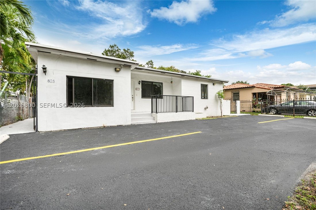 House in Miami, Florida, United States 5 - 18273770