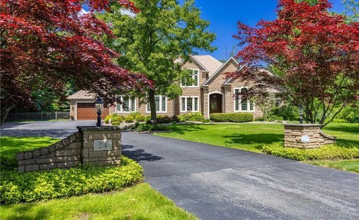 House in Hilton, New York, United States 1