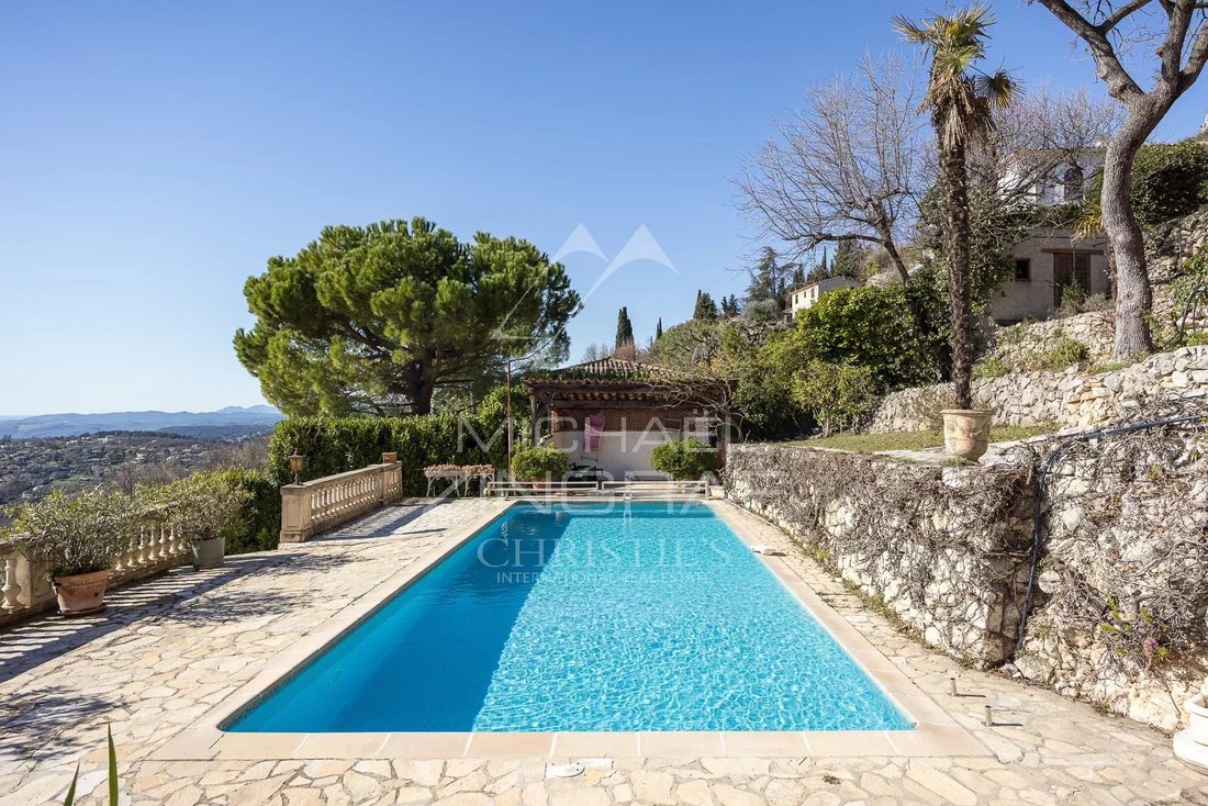 Villa in Saint-Jeannet, Provence-Alpes-Côte d'Azur, France 4 - 17281192