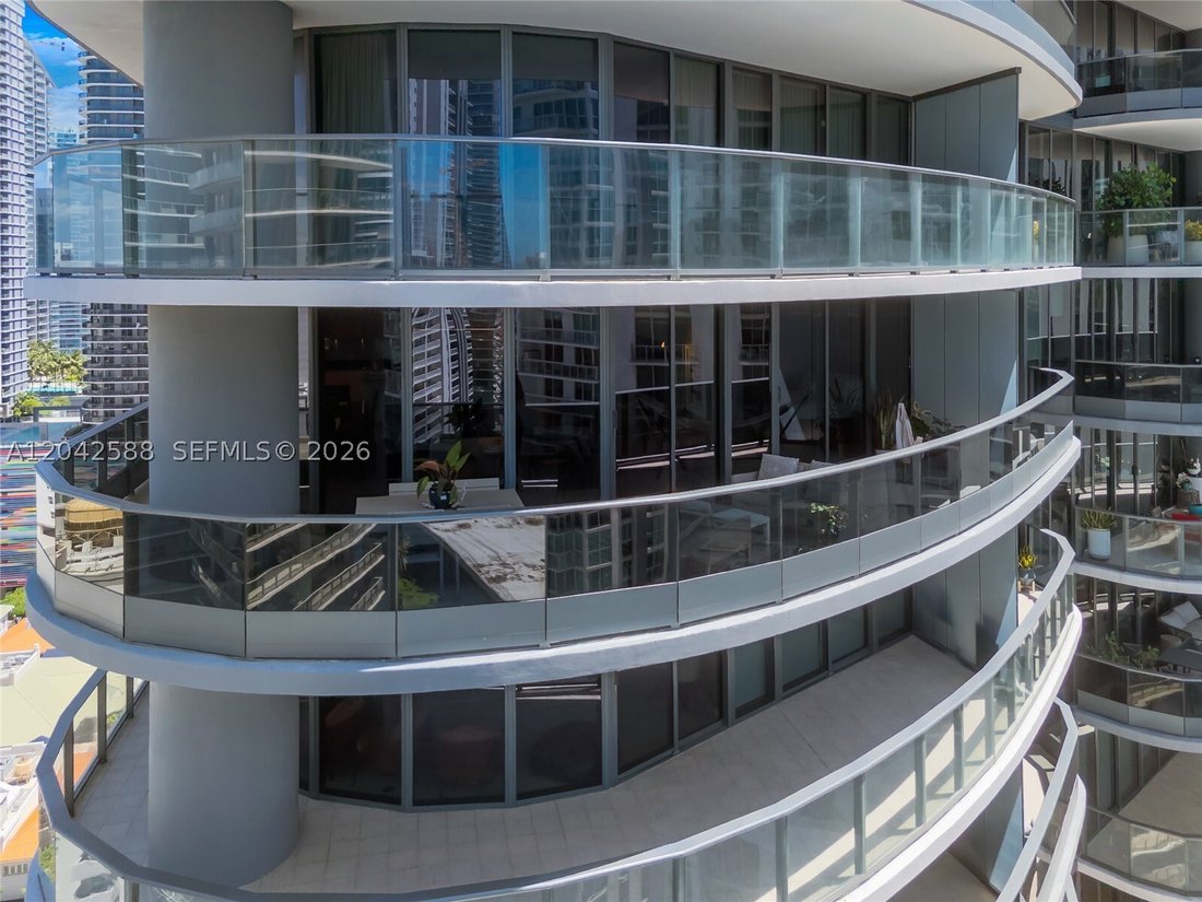 Condo in Miami, Florida, United States 1 - 18273758