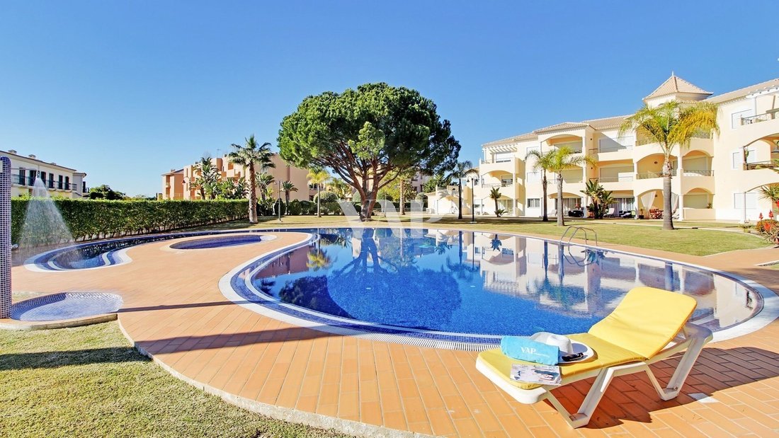 Apartment in Vilamoura, Quarteira, Algarve 1 - 18249521