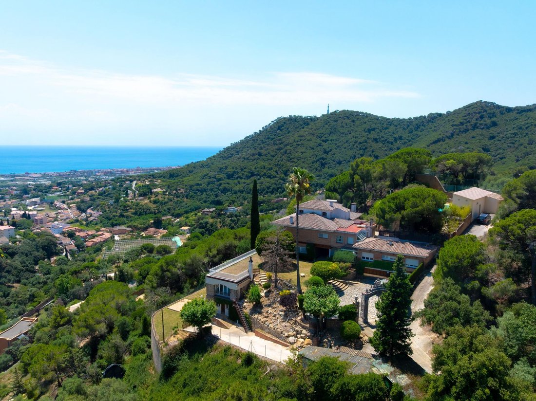 Villa in Cabrera de Mar, Catalonia, Spain 3 - 18270808