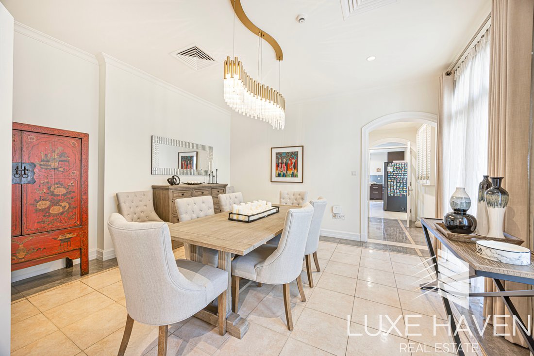 Villa in Jumeirah Golf Estates, Dubai, United Arab Emirates 4 - 18276058