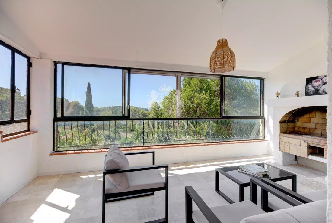 Villa in Mougins, Provence-Alpes-Côte d'Azur, France 4 - 15295707