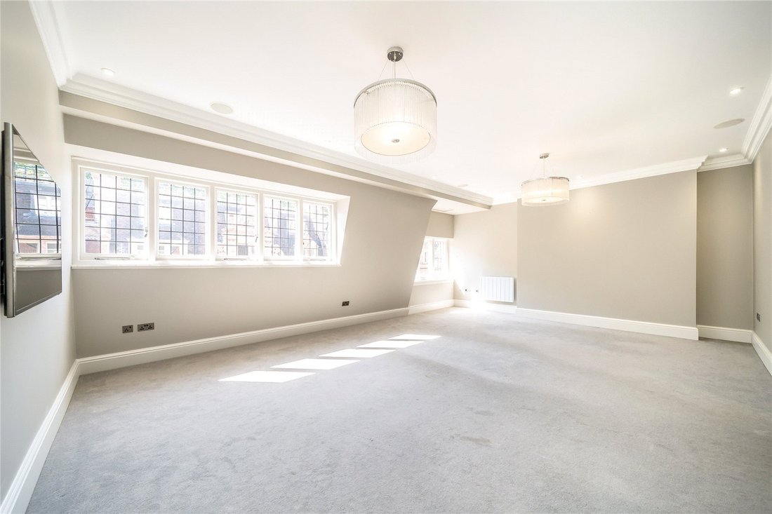 Apartment in Mayfair, Westminster, England 3 - 18270225