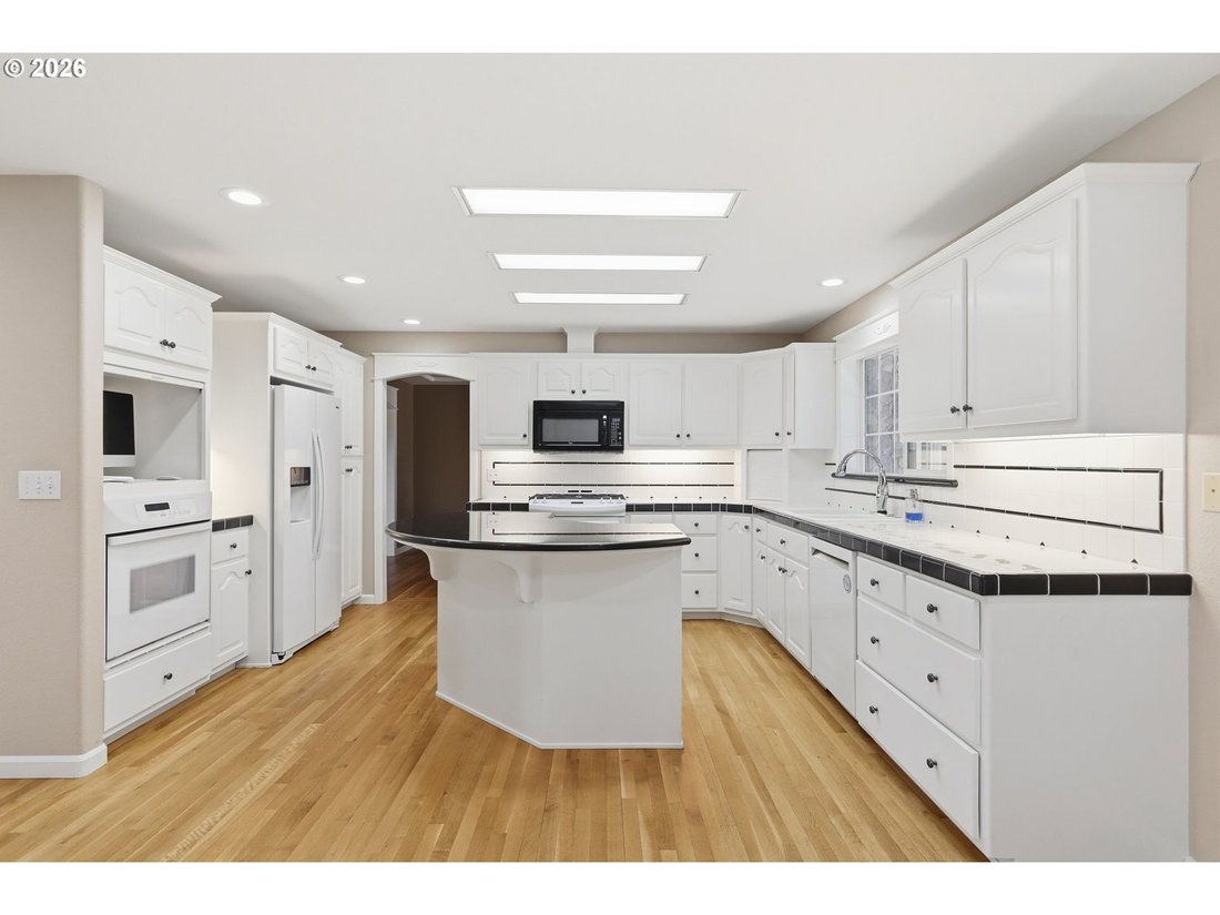 House in Roseburg, Oregon, United States 3 - 18274894
