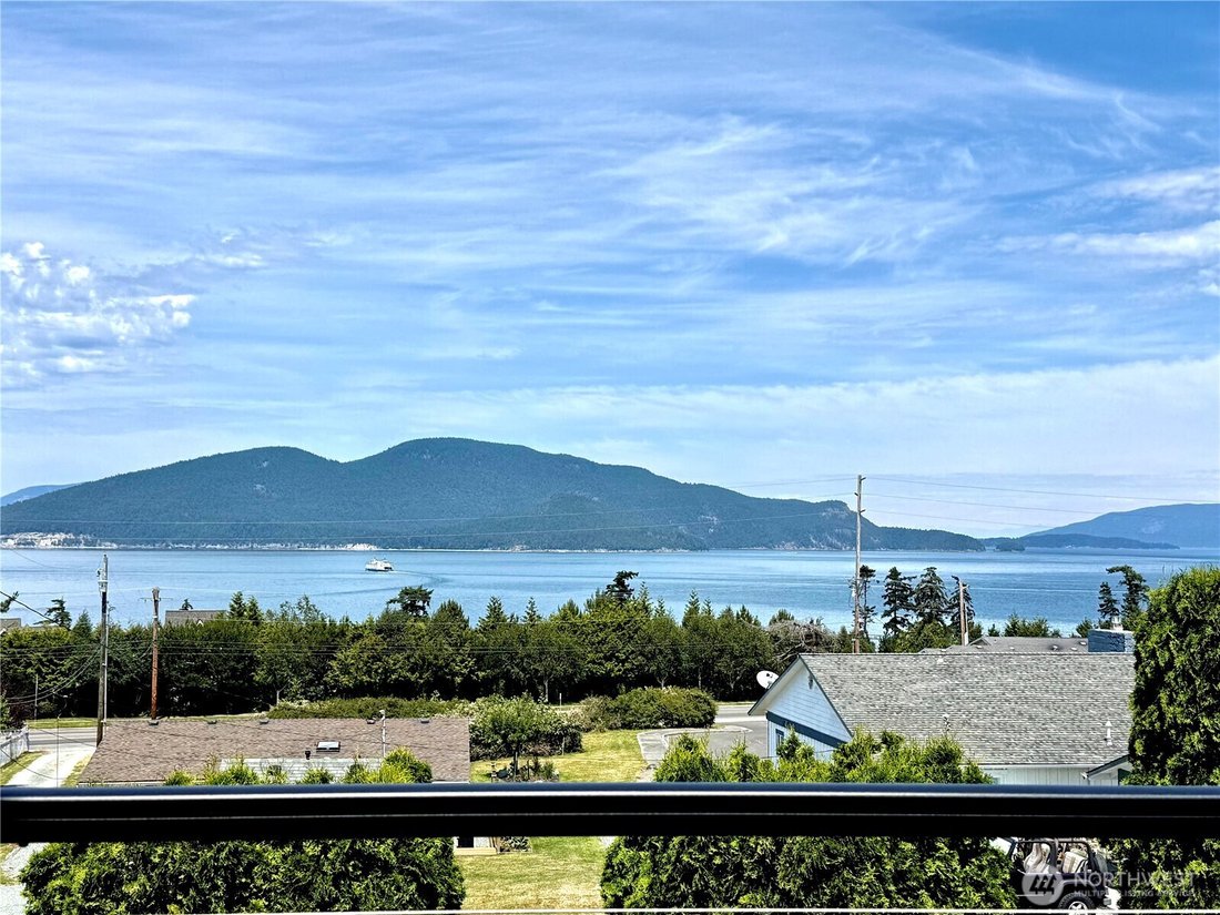 House in Anacortes, Washington, United States 1 - 18168337