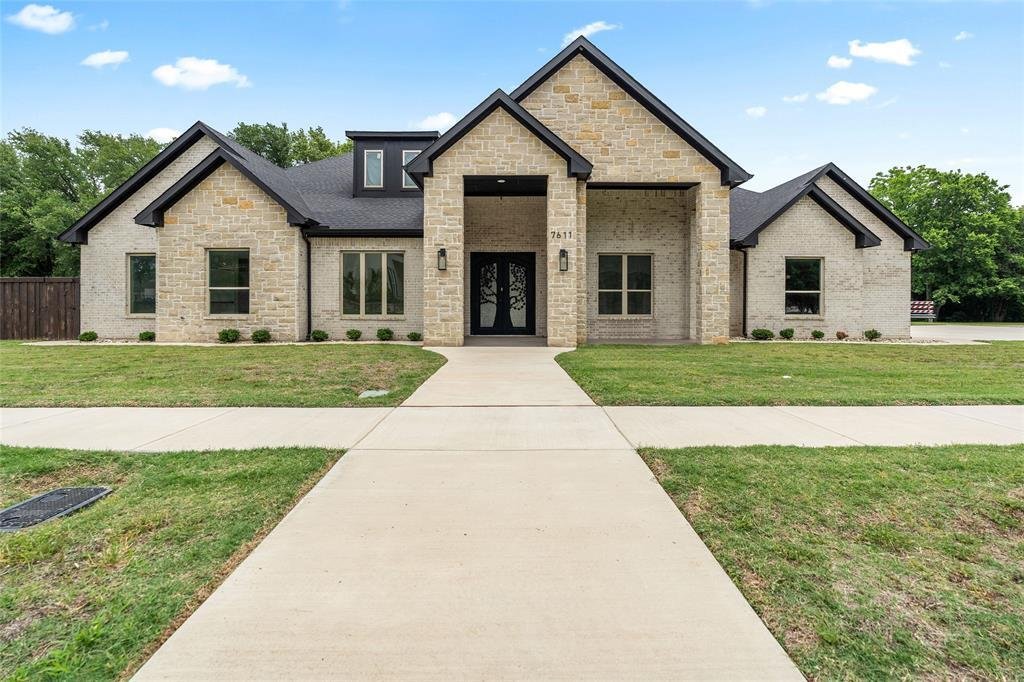 House in Arlington, Texas, United States 1 - 18271058