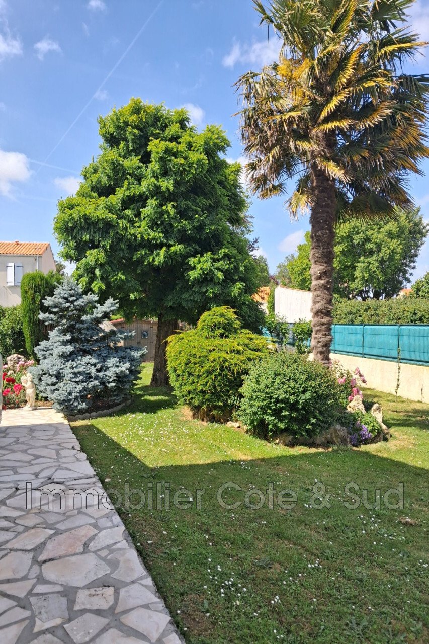 Villa in Echillais, Nouvelle-Aquitaine, France 4 - 18271377