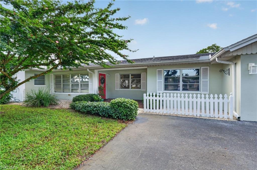 House in Naples, Florida, United States 5 - 18272692