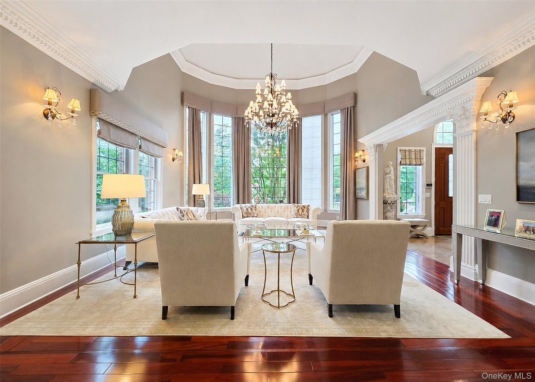 House in Manhasset, New York, United States 4 - 18273330