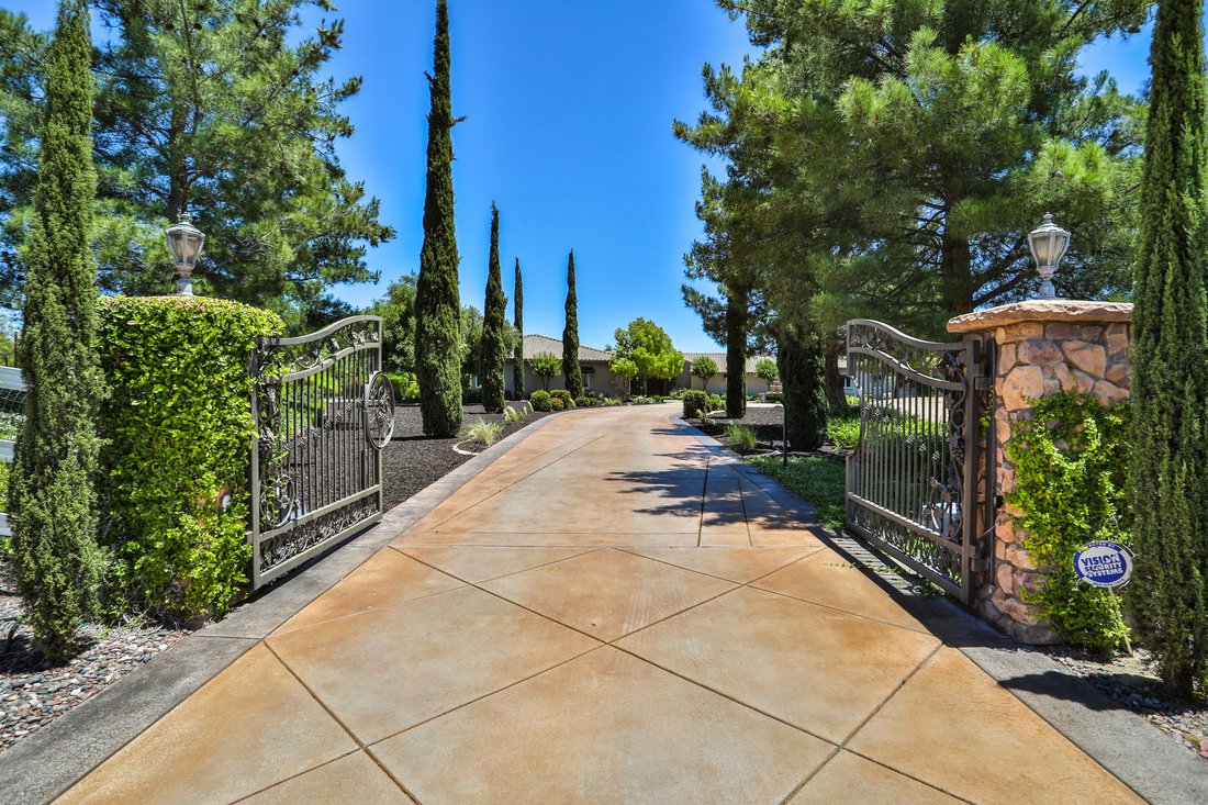 House in Temecula, California, United States 2 - 18271988