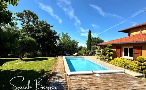 House in Nord, Jonage, France 1