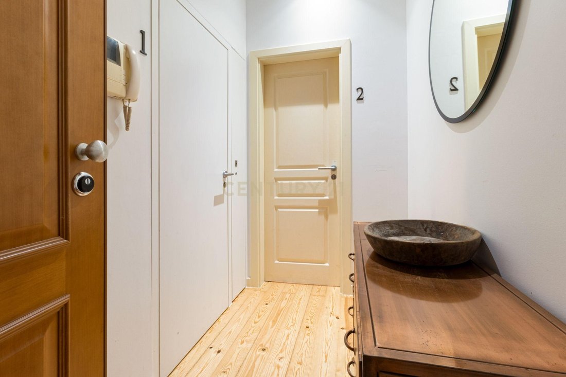 Apartment in Arroios, Lisbon, Portugal 2 - 18275431